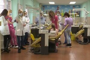 Стоматолошки факултет у Београду, једина адреса за поправку зуба особа са сметњама у развоју