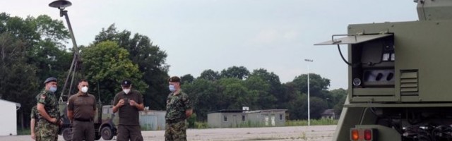 (FOTO) NAŠE JE SAMO ONO ŠTO JE PROIZVOD NAŠE PAMETI I ŠTO SAMI PROIZVEDEMO! Ministar Vulin prisustvovao ispitivanju sistema PASARS