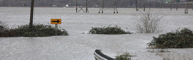 VIDEO: Popustila brana kod Sijetla, naređena evakuacija u tri predgrađa