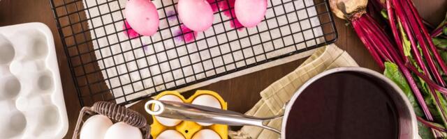 Kako očistiti šerpu posle farbanja jaja? Ako se boja uhvati, ovo skida sve, neće ostati ni trunka