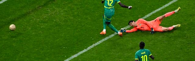 Neviđena bruka u finalu KAN: Bivši napadač Zvezde promašio prazan gol u produžecima! /VIDEO/