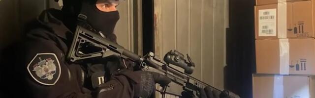 TAST I ZET ČUVALI SKORO POLA MILIONA TABLETA U GARAŽI: U tužilaštvu saslušani osumnjičeni za trgovinu supstancama proglašenim za drogu!