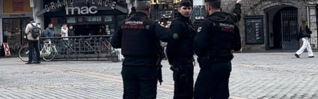 FRANCUZI SE NAORUŽALI DO ZUBA ZA DELIJE: Šta to nose policajci u Lilu dok čekaju Zvezdine navijače (VIDEO)