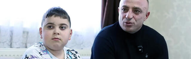 “Ne mogu, teško mi je da trčim, nekada sam mogao”: Dječak iz Tutina vodi životnu bitku, potrebno skoro tri miliona dolara za liječenje