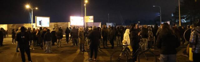 Ovakvi da nam vode državu? Rat blokadera se ne smiruje, padaju sve teže reči (VIDEO)