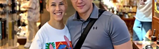 "Dok te ona grli i smeje se, ja znam da smo dobile sve na svetu" Devojka sa krilima se javno obratila mužu, pa usledila lavina komentara