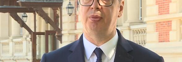 OVO JE RAZLIKA IZMEĐU VUČIĆA I BLOKADERA: Predsednik "pozdravio" "kmetske duše" koje žele da unište Srbiju, pa im dao do znanja da im to NEĆE PROĆI