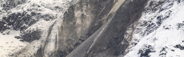 Шест рудара заробљено под лавином у руднику у Русији