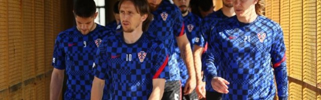 USTAŠA TOMPSON PEVA HRVATIMA! Skandal nad skandalima! Komšije su izabrale čoveka koji veliča ubijanje Srba!