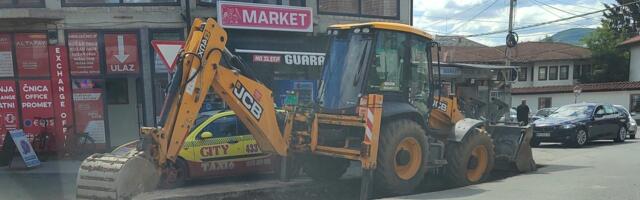 Nakon negodovanja građana uklonjeno saobraćajno ostrvo u naselju Parice