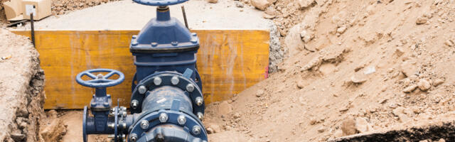 Potpisan ugovor vredan 273 miliona dinara za rekonstrukciju i dogradnju vodovodne mreže u Rači