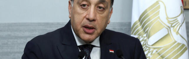 Премијер Мадбули: Египат ће успорити велике државне пројекте