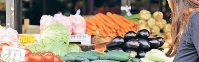 Осећа се притисак на цене увозног поврћа и воћа