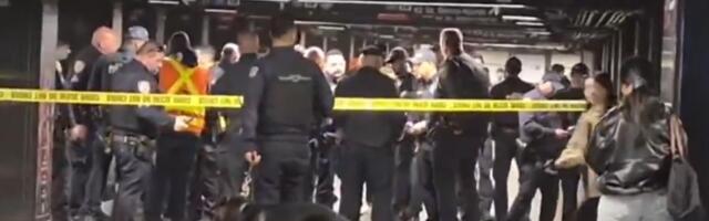 STRAVIČAN NAPAD U CENTRU NJUJORKA: Mačetom isekao troje ljudi, vikao da je Lucifer! Policija ga usmrtila! (VIDEO, FOTO)