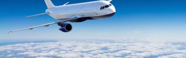 UŽAS U VAZDUHU: Avionu usred leta otpao deo krila! (VIDEO)