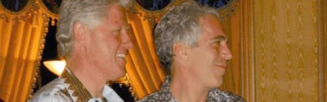 (FOTO) NATO zločinac Klinton vodio svoje pedofilske pajtose na venčanje marokanskog kralja: Svi primetili samo jednu stvar