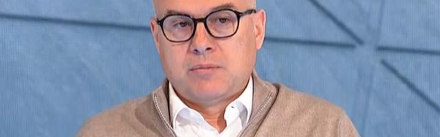 VUČEVIĆ O REKTORU ĐOKIĆU: "Rektor koji je blokirao Univerzitet sada predaje lekcije o obrazovanju!"