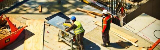 OVI RADNICI ĆE UBUDUĆE IMATI BENEFICIRANI RADNI STAŽ! Stigao novi pravilnik - PROŠIREN SPISAK ZANIMANJA!