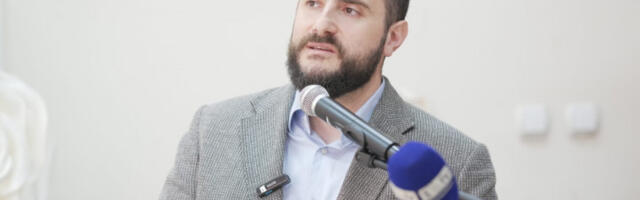 Зукорлић: Измењен спорни правилник који је дискриминисао жене са хиџабом