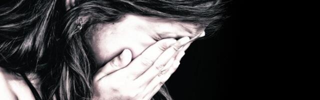 CRVENI ALARM! Devojčice od 11 godina u Srbiji prodaju SNIMKE INTIMNIH ODNOSA! Cena videa ide do 2.000 dinara, a stručnjak otkriva GDE se sve krije prostitucija!