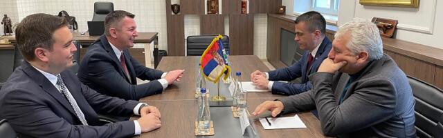 Ministar Milićević u Gornjem Milanovcu: Da deca iz dijaspore upoznaju i unutrašnjost Srbije