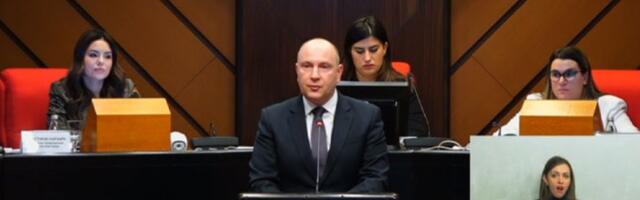 Milan Đurić ostaje gradonačelnik Novog Sada