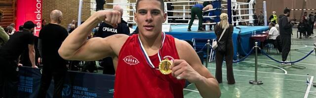 TRAJKOVIĆ OPET ŠAMPION SRBIJE Dominacija mladog boksera u Subotici
