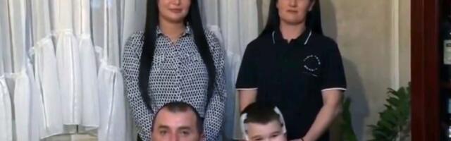 "Predsedniče, porodica Knežević je uz vas": Oglasio se otac dečaka kome Srbija pomaže u lečenju, a koga su blokaderi ismevali