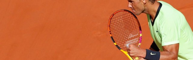 Švarcmanu aplauzi, set, ali Nadal ne nudi dve šanse u Parizu – Rafa je u polufinalu