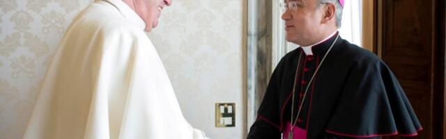 Papini najbliži saradnici zaraženi koronavirusom