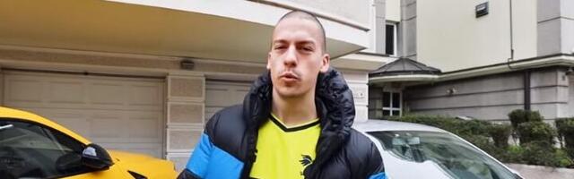 Baka Prase najavio potpuno povlačenje?