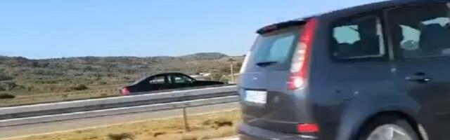 (FOTO) Vozio kontra smerom, pa se svađao s ljudima koji ga opominju