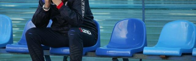 JEDVA ČEKAJU DA MU VIDE LEĐA: Crnogorski mediji udarili na fudbalsku legendu - Prosinečkom su dani odbrojani! (FOTO GALERIJA)