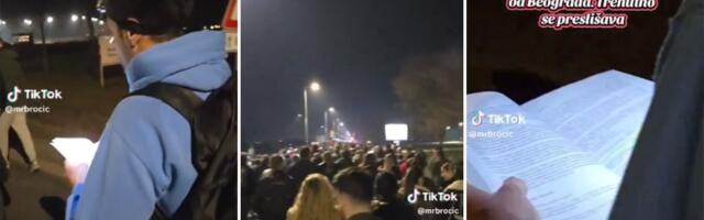 "Ko je ovaj supermen": Student uči u toku marša ka NS (VIDEO)