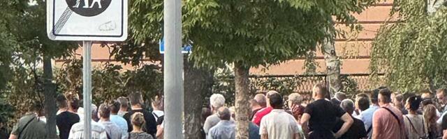 Svašta su obećavali: Umesto studenata, u zgradu Komiteta se uselili naprednjaci