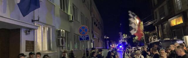 Kragujevčani protestovali u znak podrške Novom Sadu gde je policija brutalno intervenisala protiv studenata i građana