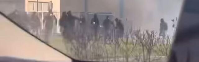 Nisu se sukobili samo Grobari i Delije: Pojavio se snimak tuče Invalida i Firmaša u Novom Sadu