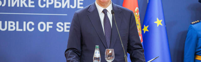 Vučić na poziv Makrona sutra u Parizu na vojnoj paradi: Jedini je predstavnik zemlje koja nije ni u NATO, ni u EU