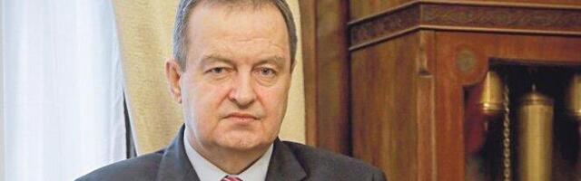 Kakav čovek treba da budete da pravite protest protiv onoga što je bila vaša politika pre nekoliko godina?