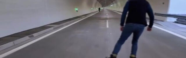 Роберт Фицо на ролерима кроз најдужи тунел у Словачкој