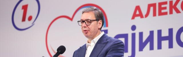 "Penzije opet značajno rastu": Vučić podsetio na posetu Sevojnu i druženje sa penzionerima