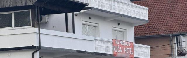 Kupca ni na vidiku: Vila tek razvedenog srpskog para sada izgleda kao ukleta kuća – Niko ni da zakuca i pita za cenu! (VIDEO)