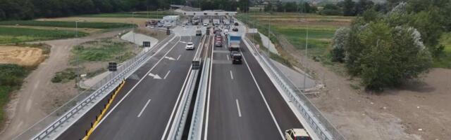 Zemlje EU se tope, i to bukvalno: Semafori propali, putevi popucali, a u Srbiji sve pod konac! (VIDEO)