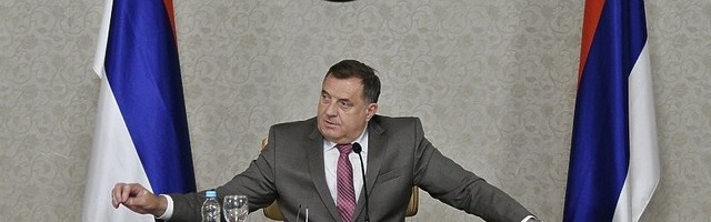 Dodik: Crnogorski poslanici koji su glasali za rezoluciji nisu dobrodošli u RS