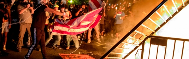 Две приче о једној империји
