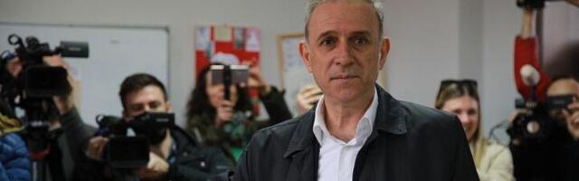 Ponoš: Radim na okupljanju ljudi za stranku ili pokret