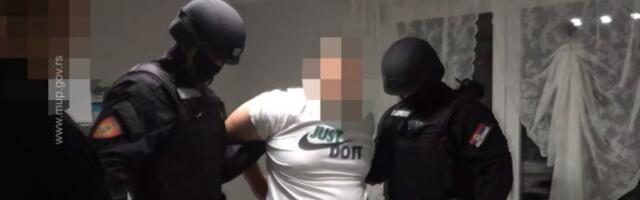 BEZ MILOSTI PARTNERKU TEŠKO POVREDIO, SLOMIO JOJ KIČMU! Uhapšen bivši robijaš, kao maloletnik učestvovao U OTMICI I UBISTVU!