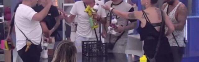 Veliki šef SPREMIO KAZNE ZA NEPOŠTOVANJE! Zadrugari poskakali na noge, OPŠTA PANIKA u Beloj kući!