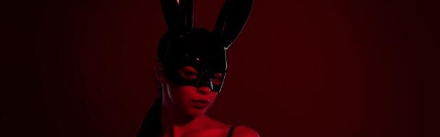 Prestala da bude Plejboj zečica i otišla u nedođiju! Sada živi na farmi (FOTO)