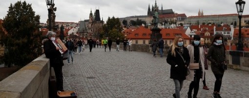 U Češkoj 9.544 novozaraženih virusom korona za dan